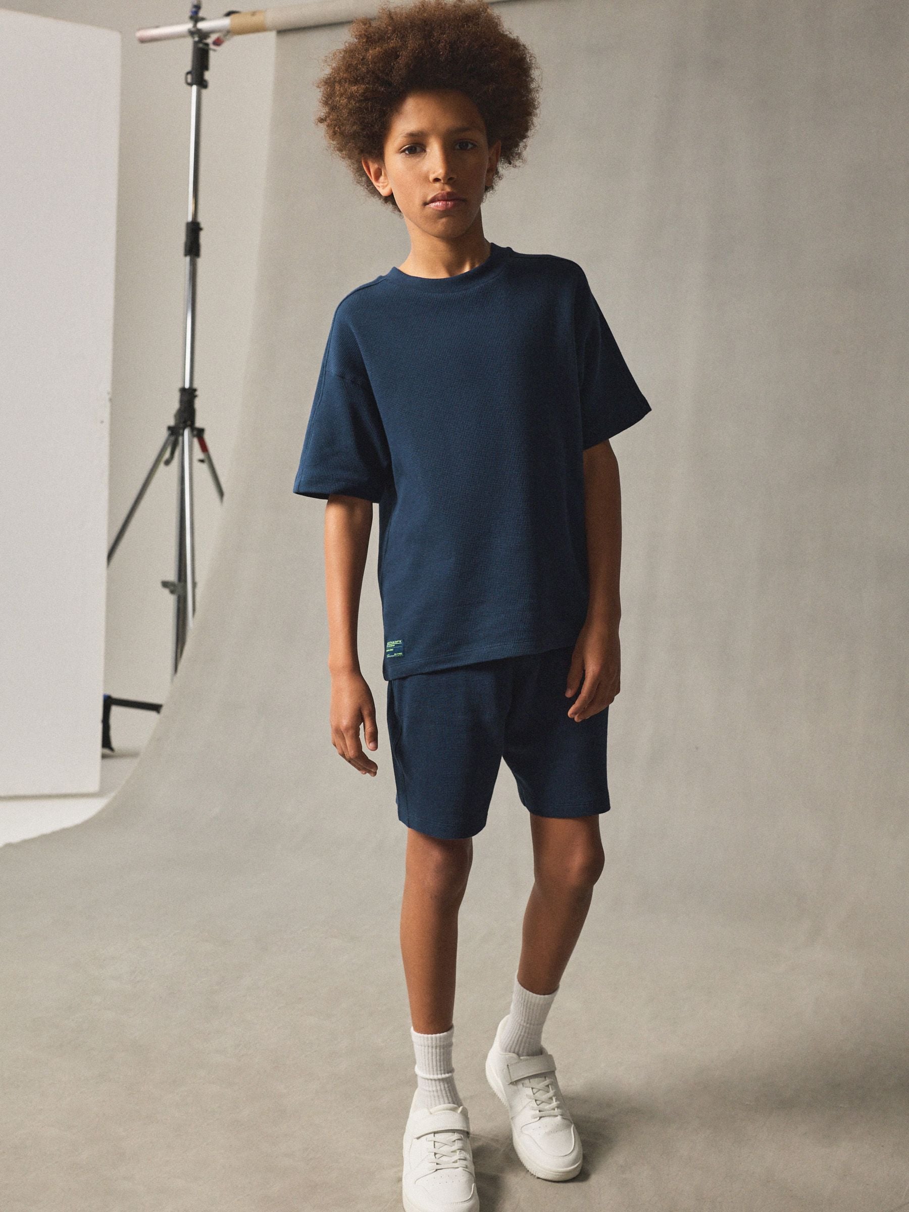 Buy Navy Blue Textured Short Sleeve T-Shirt and Shorts Set (3