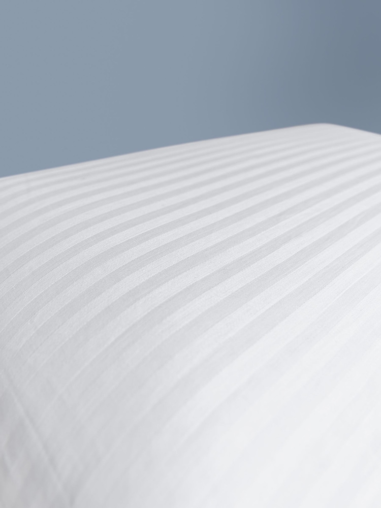 Dunlopillo Serenity Slim Profile Latex 100% Cotton Pillow - Image 3 of 4