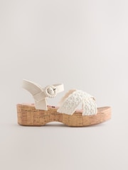 Bordado blanco - Sandalias con cuña de corcho - Imagen 2 de 5