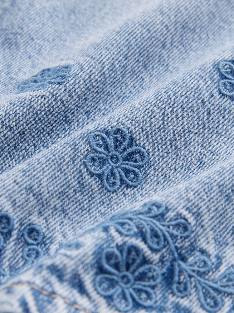 Blue Denim Embroidered 100% Cotton Jeams - Image 4 of 4 Blue Denim Embroidered 100% Cotton Jeams - Image 4 of 4