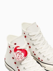 Converse White Chuck Taylor All Star Hearts High Trainers - Image 7 of 11