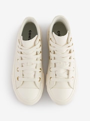 لون طبيعي - حذاء رياضي بقبة مرتفعة للأطفال Chuck Taylor من Converse - صورة 5 من 13