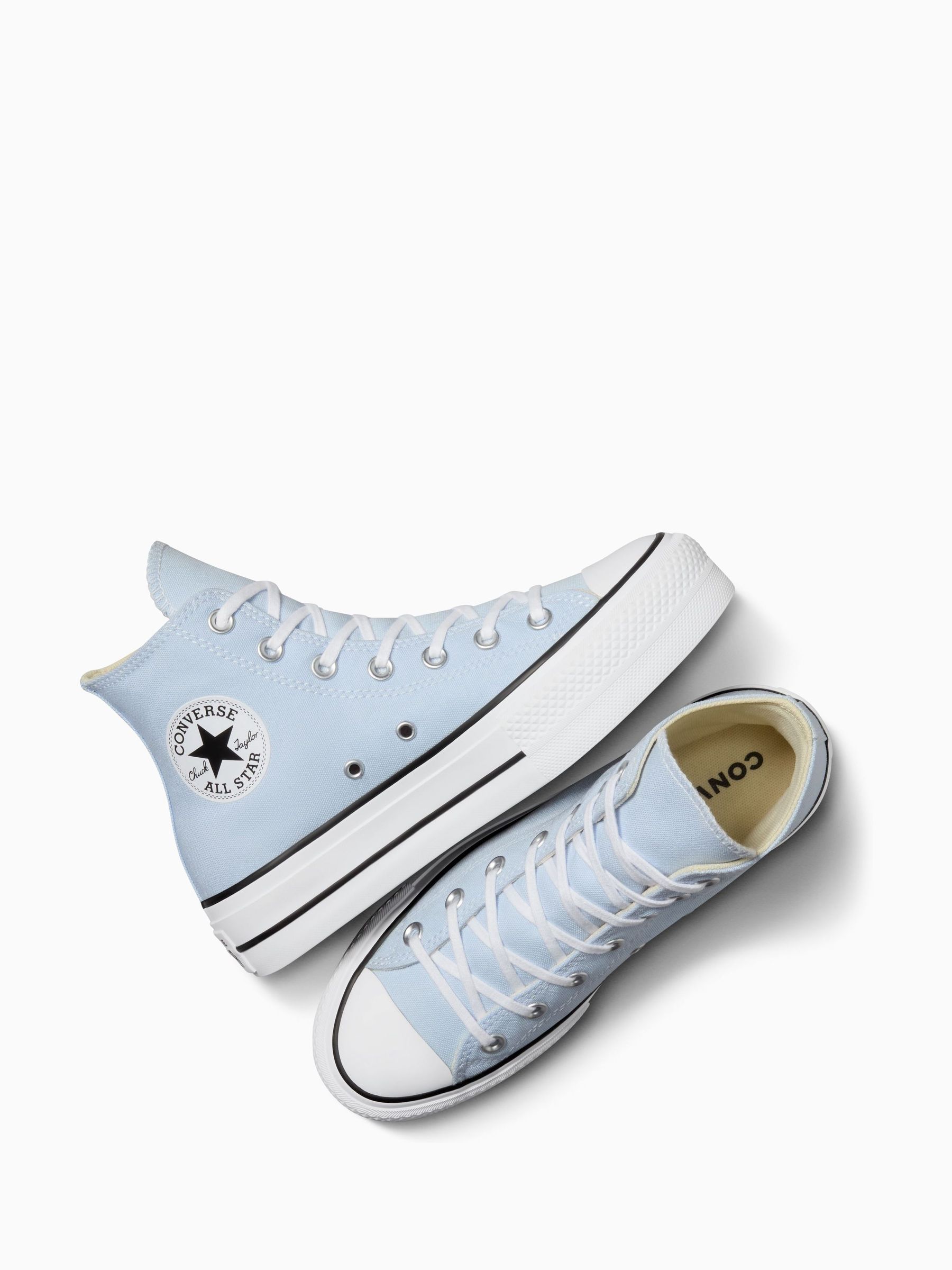 converse bleu pale