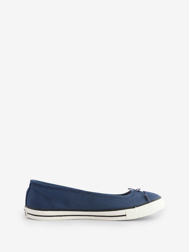 Converse Blue Chuck Taylor Trainers - Image 1 of 9