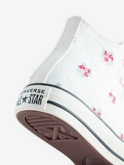 Converse White Youth Hearts Chuck Taylor Trainers - Image 8 of 9