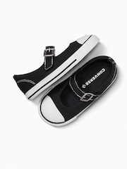 حذاء مريح بحزام علوي تشكيلة Chuck Taylor لحديثي الولادة من Converse - صورة 6 من 8