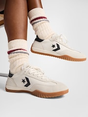 Converse Cream Run Star Low Trainers - Image 1 of 15