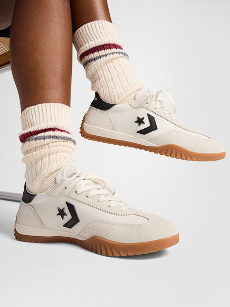 Converse Cream Run Star Low Trainers - Image 1 of 15