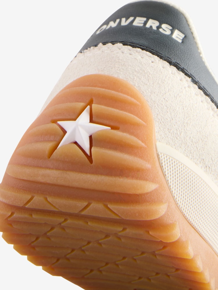 Converse Cream Run Star Low Trainers - Image 14 of 15