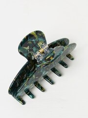 FatFace Green Claw Clip - Image 1 of 2
