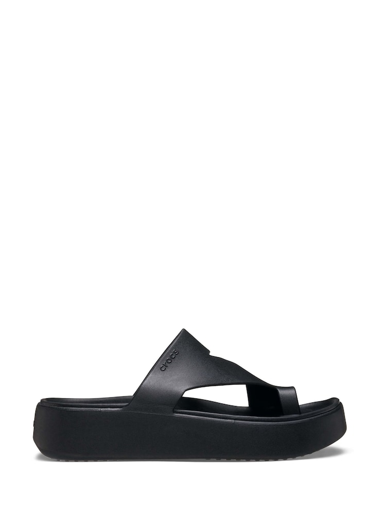 Schwarz - Crocs Adults Getaway Platform Toe Loop Sandals - Bild 1 von 7