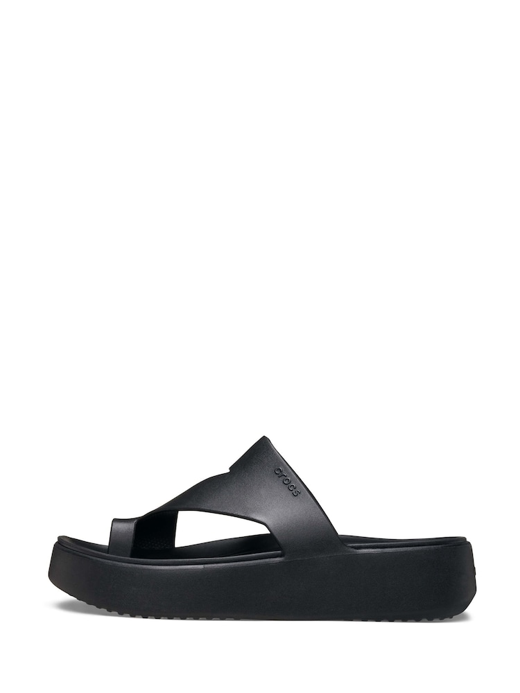 Schwarz - Crocs Adults Getaway Platform Toe Loop Sandals - Bild 2 von 7