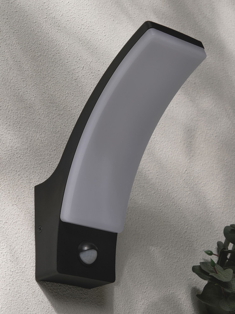 BHS Black Batsu 12w LED Curved Outdoor Wall Light - Image 2 of 6