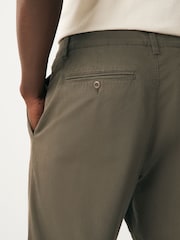 Khaki Green Relaxed Tapered Fit Pleated Textured Chino Trousers - Image 5 of 9