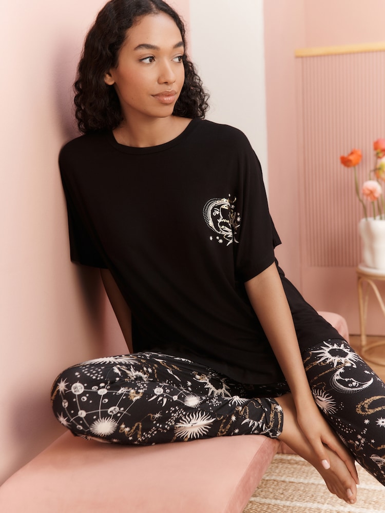 Bath & Body Works Black Celestial Legging 100% Cottton Set and T-Shirt Pyjama Set - Image 2 of 5 Bath & Body Works Black Celestial Legging 100% Cottton Set and T-Shirt Pyjama Set - Image 2 of 5