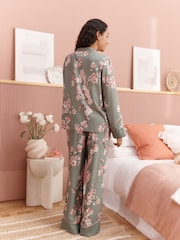 Bath & Body Works Green Cherry Blossom Button Through Pyjama Set - Image 4 of 12