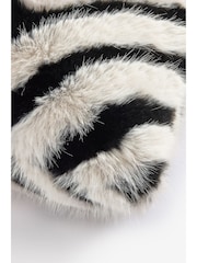 Black/White 40 x 59cm Zig Faux Fur Cushion - Image 2 of 3