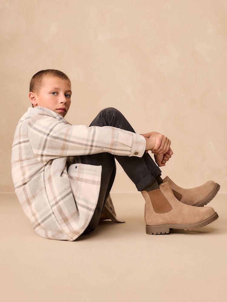 Neutral Standard Fit (F) Leather Warm Lined Chelsea Boots - Image 2 of 7 Neutral Standard Fit (F) Leather Warm Lined Chelsea Boots - Image 2 of 7