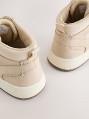 Neutrale Farbe - Turnschuh mit hohem Schaft - Bild 6 von 7