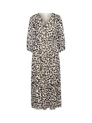 Kaffe KAsepia Leopard Print V-Neck 3/4 Sleeve Maxi Black Dress - Image 2 of 3