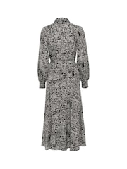 Kaffe KApollie Button Pocket Maxi Dress - Image 6 of 6