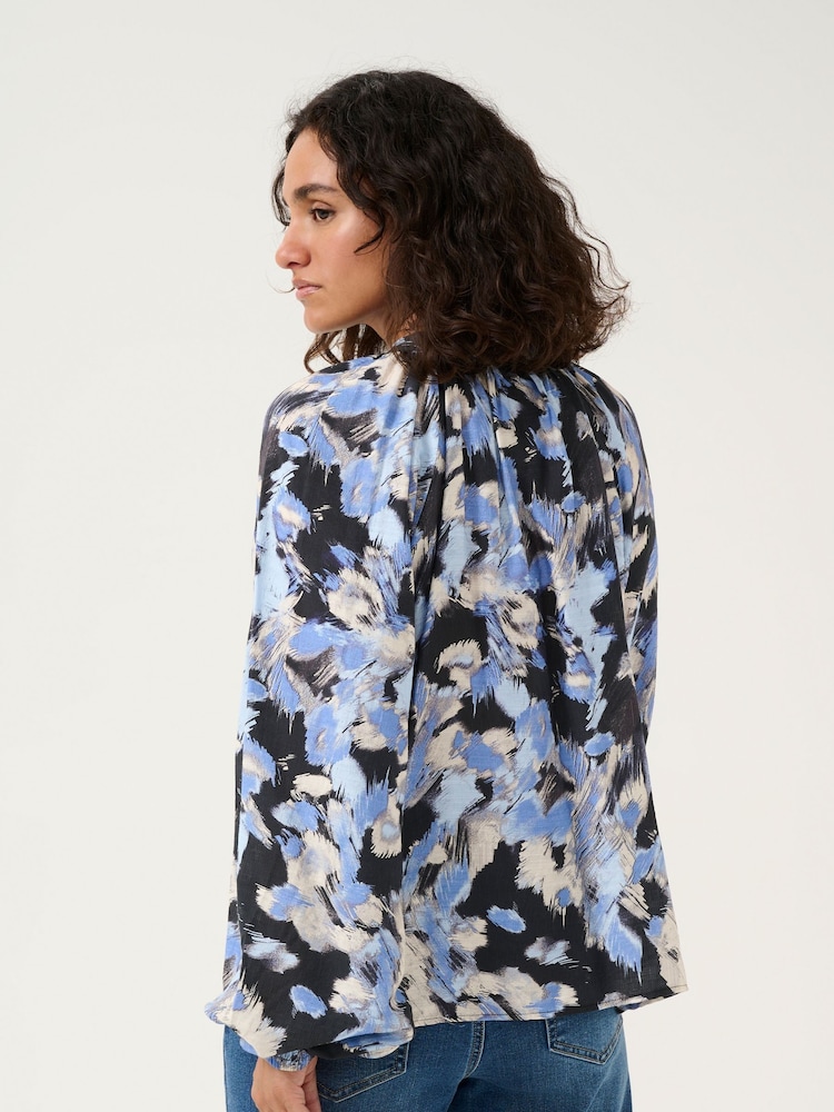 Kaffe Casual Fit KAvictoria Notch Neck Black Blouse - Image 2 of 6