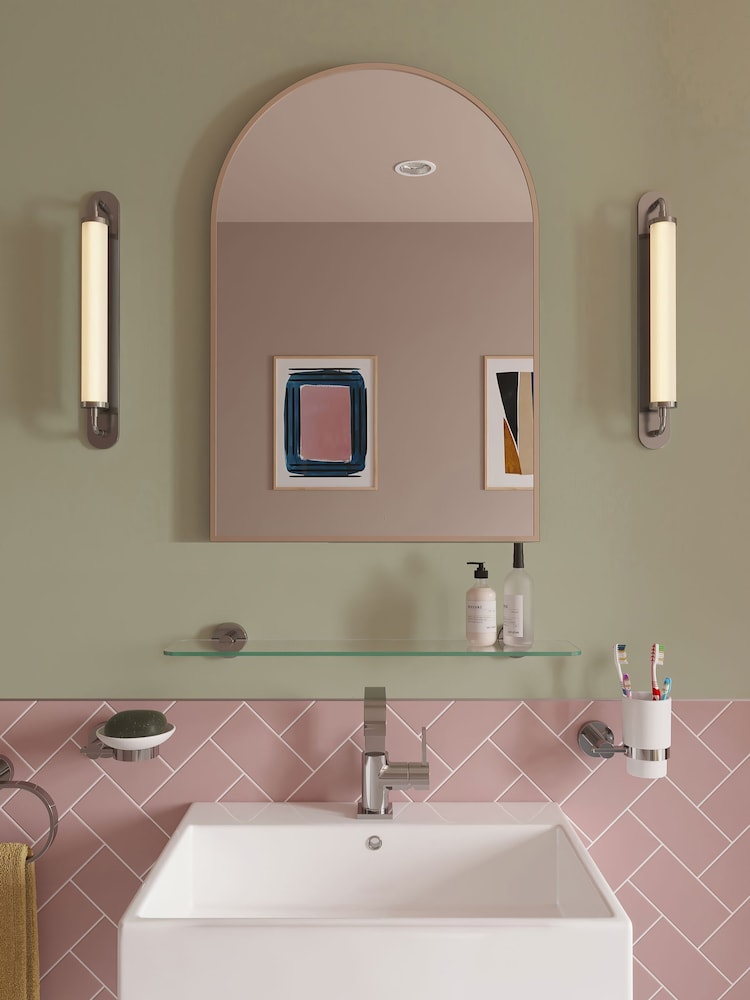 CROYDEX Brass Arched Framed Mirror - Image 1 of 4 CROYDEX Brass Arched Framed Mirror - Image 1 of 4