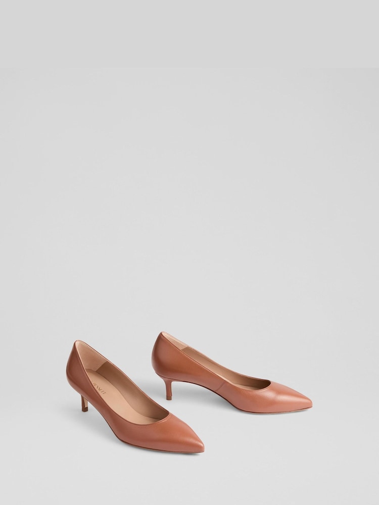 LK Bennett Audrey Nappa Leather čevelj ali škorenj z visoko, ozko peto, ukrivljeno pod čevelj Courts - Slika 2 iz 3 LK Bennett Audrey Nappa Leather čevelj ali škorenj z visoko, ozko peto, ukrivljeno pod čevelj Courts - Slika 2 iz 3