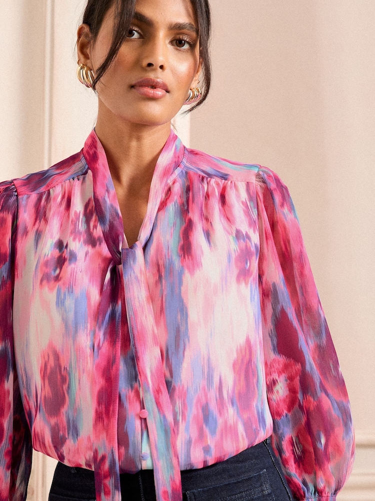 Love & Roses Multi Floral Blured Blouse 3/4 Sleeve and V-neckline - Image 4 of 4