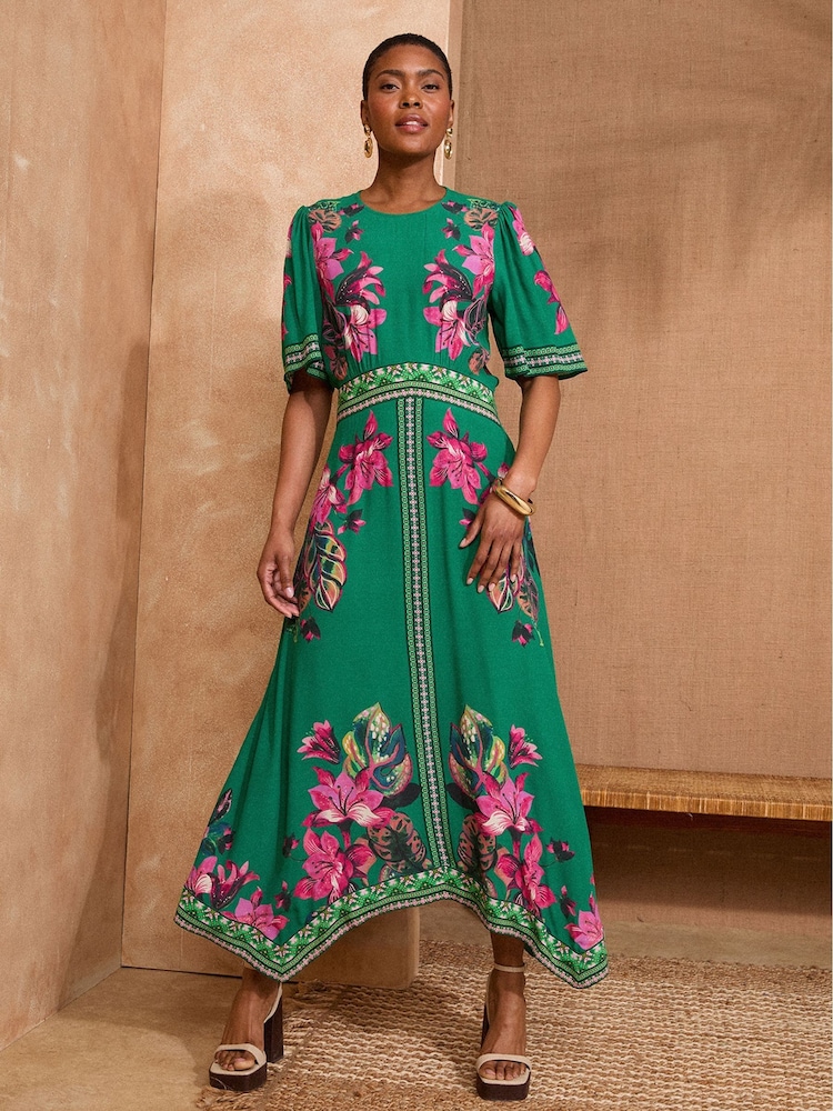 Love & Roses Green Floral Printed Crew Neck Midi Dress - Image 1 of 4