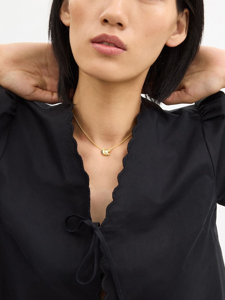 COACH Gold Tone Pearl Signature Pendant Necklace - Image 4 of 4