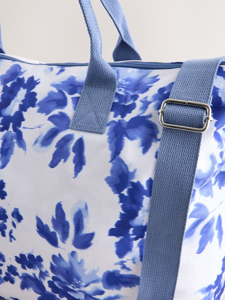Blue Floral Foldaway Shoulder Bag - Image 5 of 5
