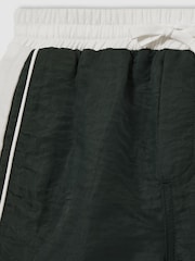 Reiss Green/White Cano Colour-Block Piped Swim Shorts - Image 4 of 4
