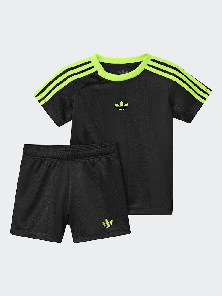 adidas Originals Black Infant Kids T-Shirt and Shorts Set - Image 1 of 1 adidas Originals Black Infant Kids T-Shirt and Shorts Set - Image 1 of 1