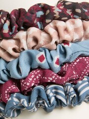 FatFace Multi 5 Pack Everyday Printed Scrunchies - Image 2 of 2