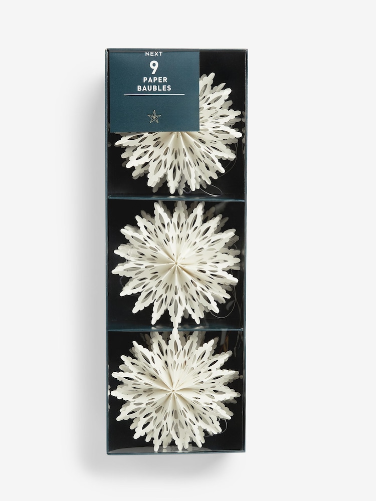 Set of 9 White Snowflake Paper Baubles - Image 3 of 3 Set of 9 White Snowflake Paper Baubles - Image 3 of 3