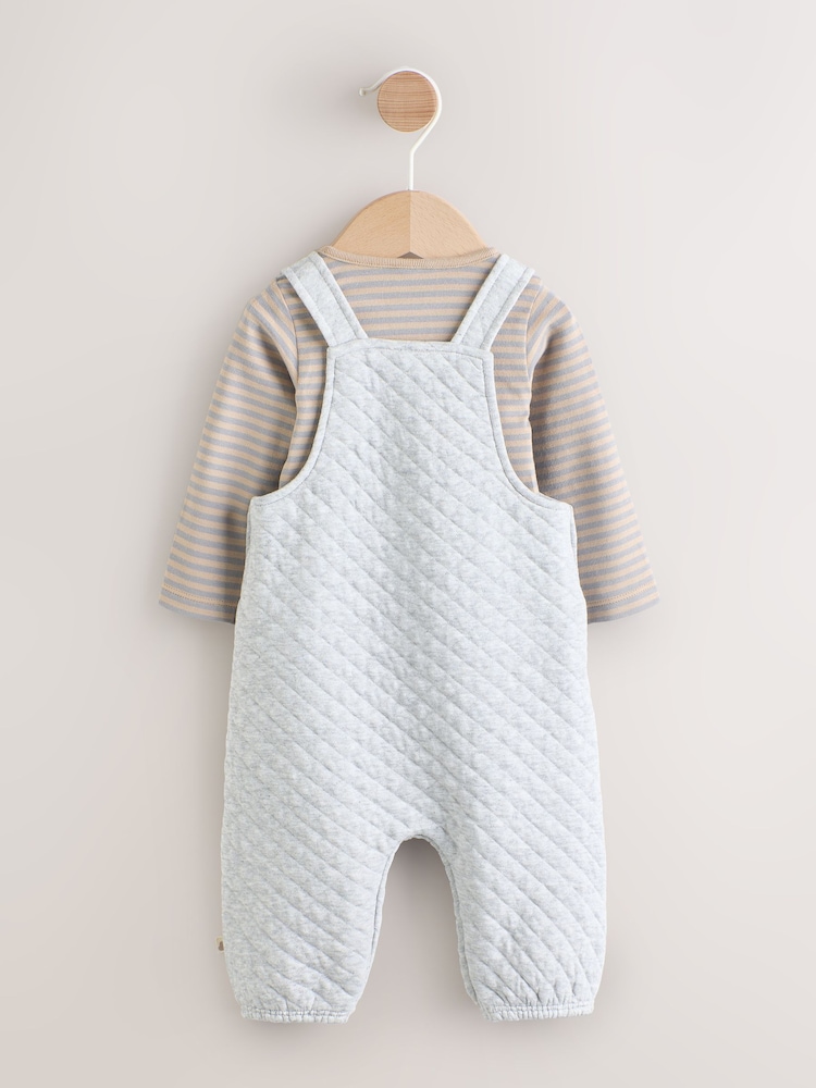 Grau - Baby Jersey Quilted Dungarees and Bodysuit Set (0mths-2yrs) - Bild 2 von 10