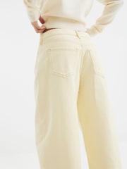 River Island Buttermilk Yellow Petite Seamed Barrel Jeans - Image 4 of 6