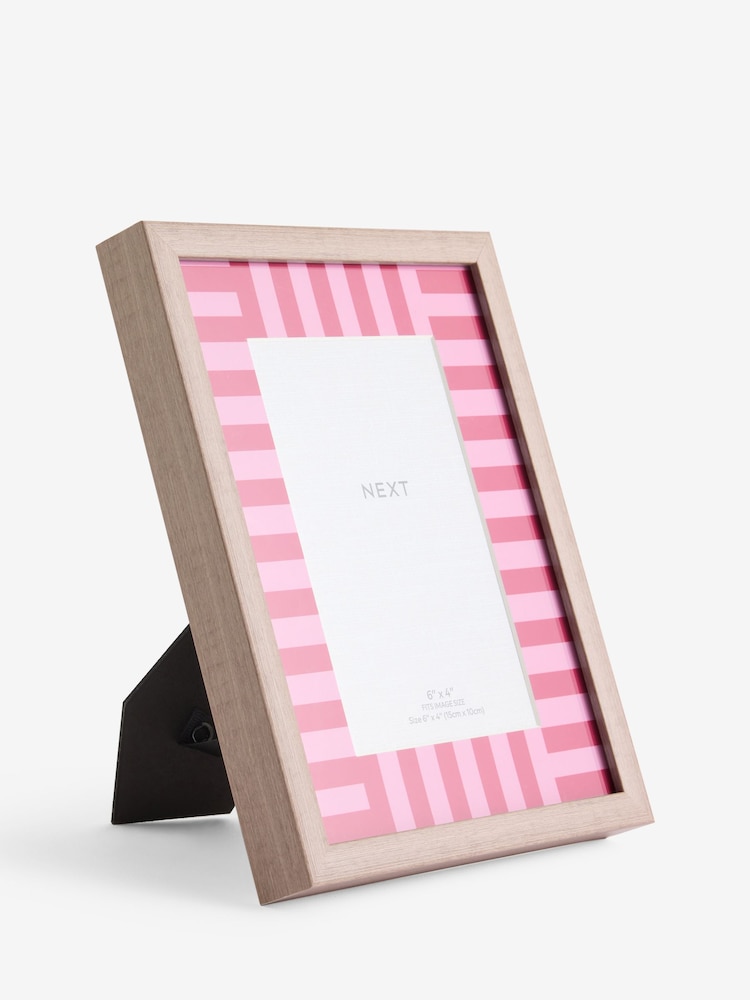 Red Stripe Mount Wooden Look Photo Frame - Image 1 of 2 Red Stripe Mount Wooden Look Photo Frame - Image 1 of 2