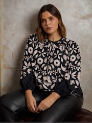 Live Unlimited – Bluse mit grafischem floralem Muster - Bild 1 von 5