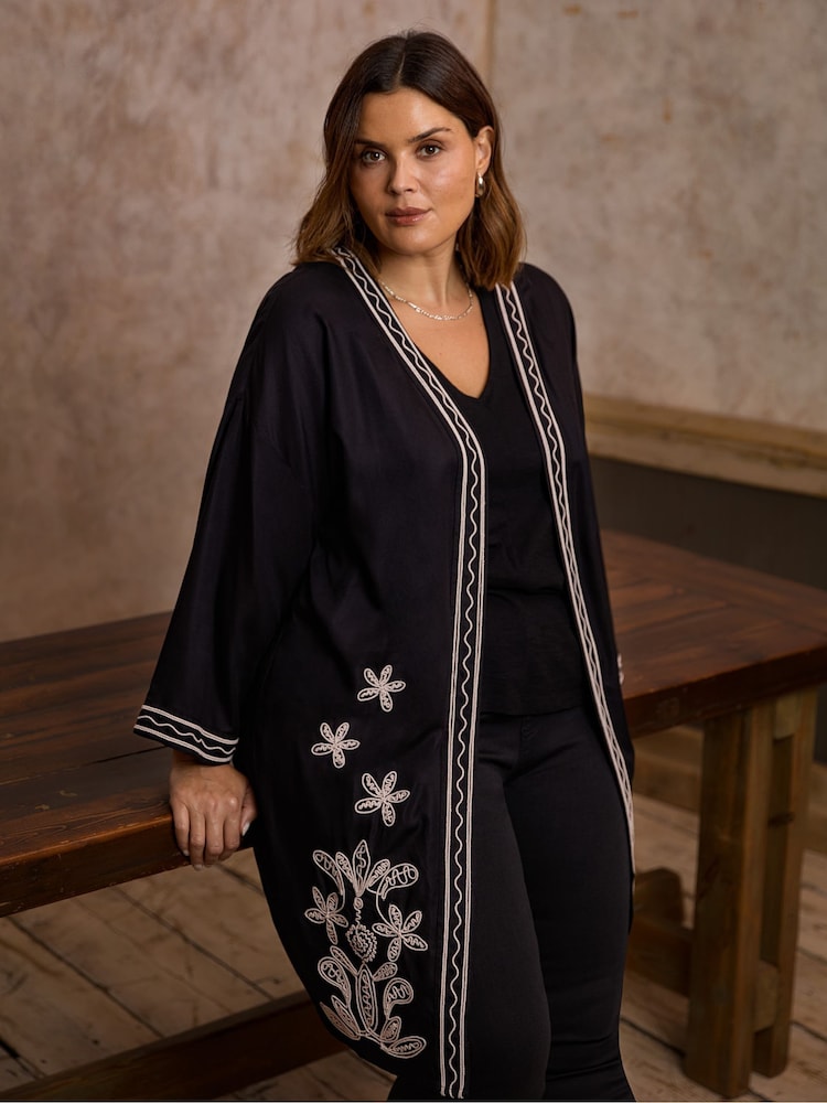 Live Unlimited Black Contrast Embroidery Kimono Jacket - Image 4 of 6