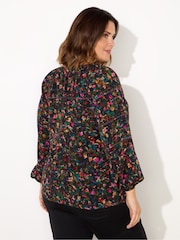 Live Unlimited Curve Mehrfarbige Bluse mit Blümchenmuster und Raglanärmeln - Bild 4 von 4