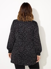 Live Unlimited Grey Curve Petite Snake Print Jersey Nehru Collar Tunic - Image 4 of 4