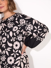 Live Unlimited Black Curve Graphic Floral Placement Dress - Image 4 of 6
