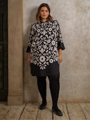 Live Unlimited Black Curve Graphic Floral Placement Dress - Image 5 of 6