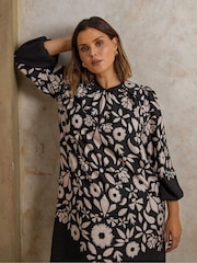 Live Unlimited Black Curve Graphic Floral Placement Dress - Image 6 of 6
