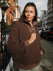 Marrón - Chelsea Peers Borg Quarter Zip Funnel Sweatshirt - Imagen 1 de 5