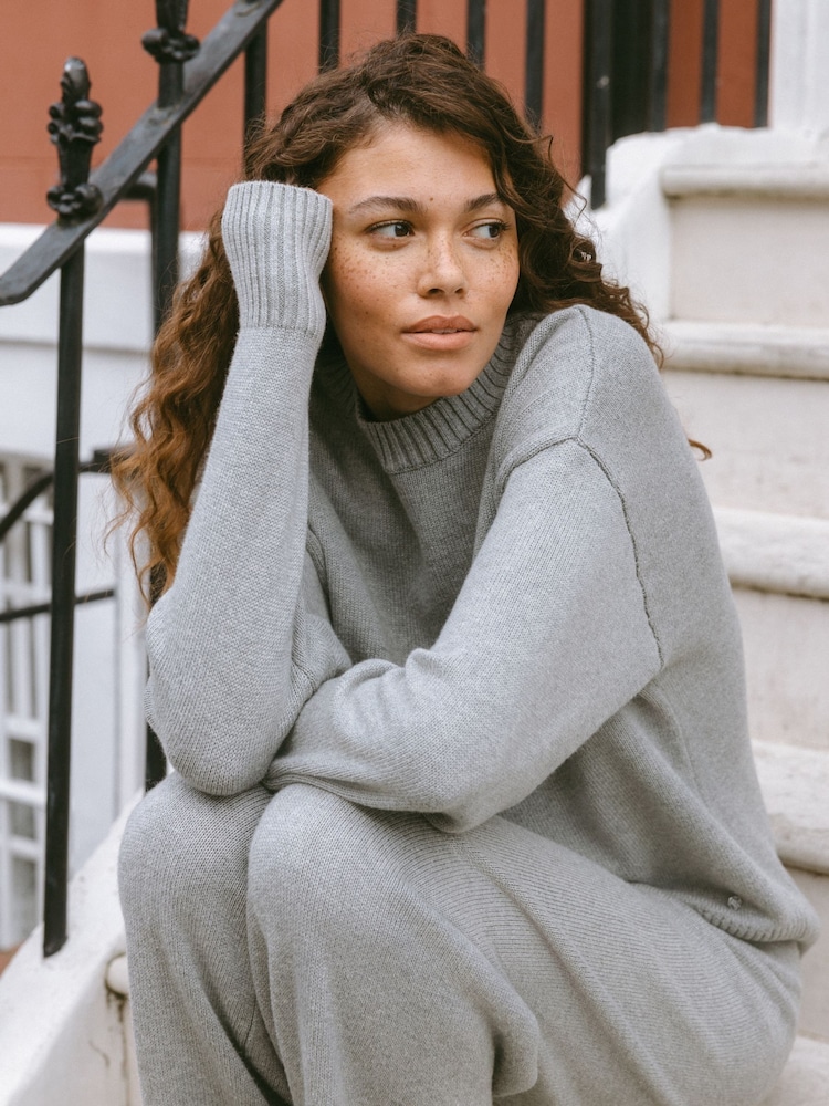 Chelsea Peers Grey Cashmere Blend Knitted Sweatshirt - Image 4 of 5