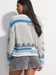 Farol de Chambray Azul - Blusa com Borda em Rolo e Print Gráfica - Imagem 3 de 7