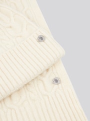 من U.S. Polo Assn. حزمة من وشاح وقبعة شتوية محبوكة بنمط مجدول للنساء Signature - صورة 4 من 4